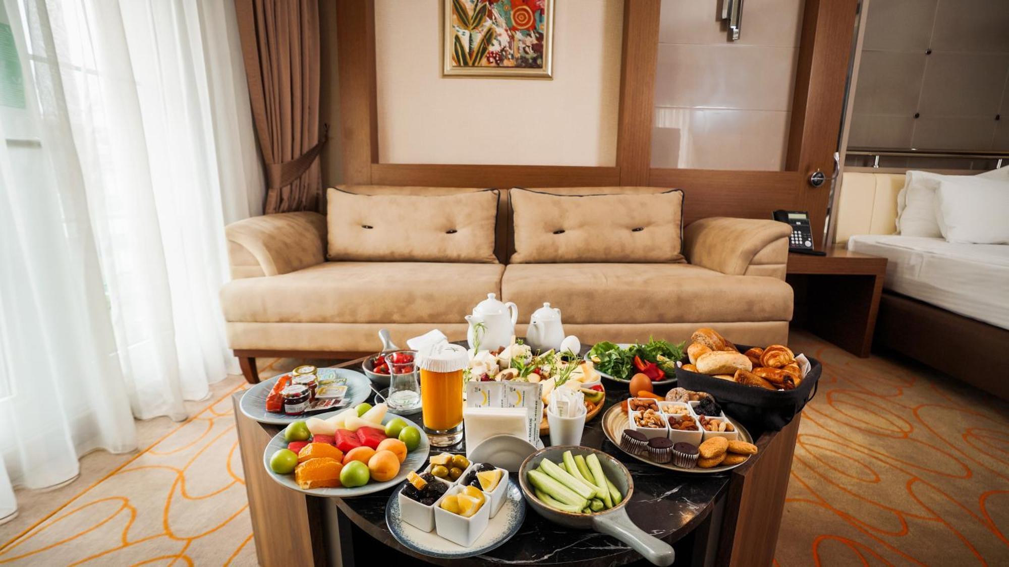 Holiday Inn Ankara-Kavaklidere By Ihg Exterior foto